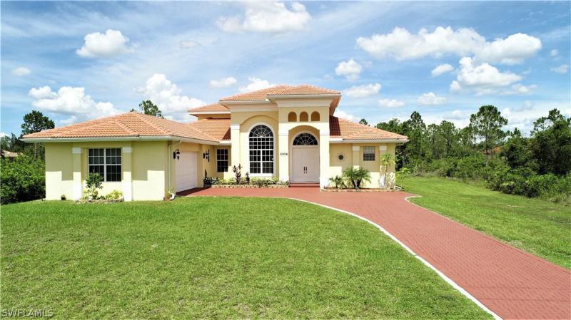 1004 MCKINLEY, Lehigh Acres, FL