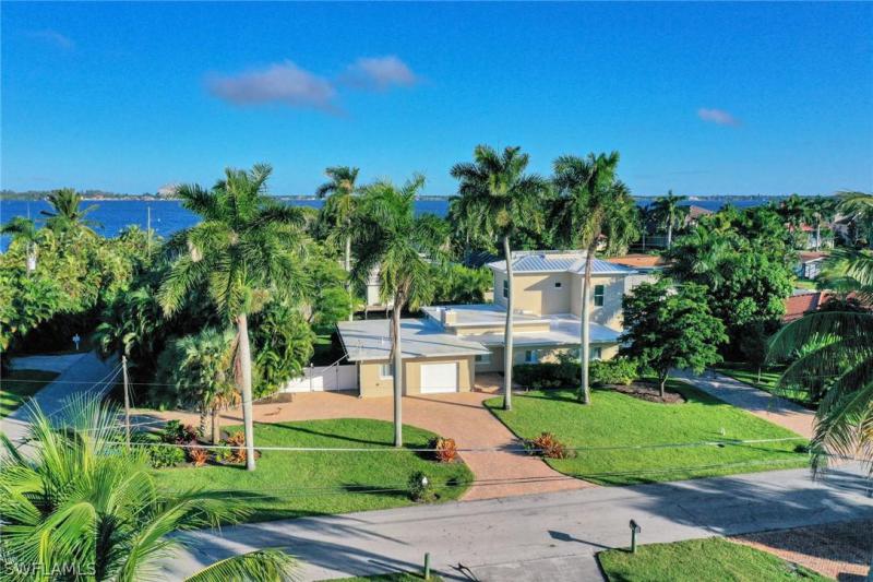 12768 Brewster, Fort Myers, FL