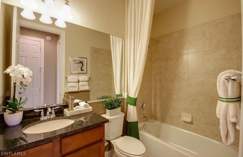 7646 Jacaranda LN Naples, FL 34114 photo 3