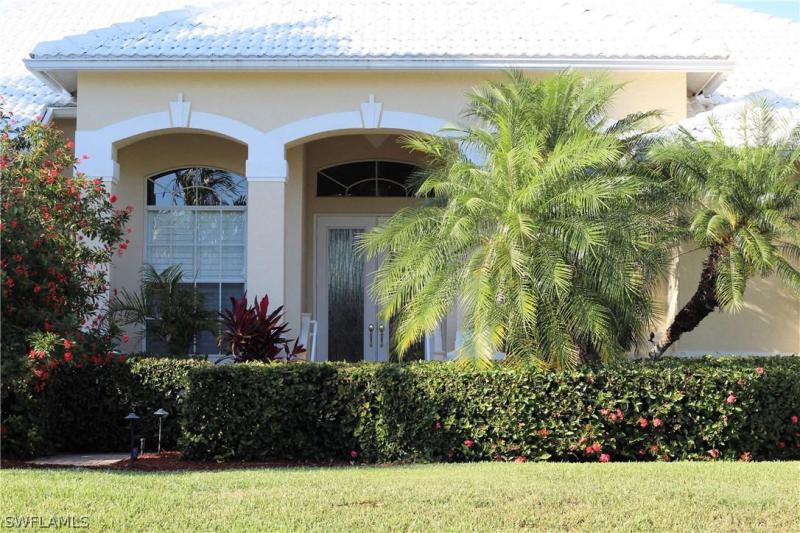 1548 Kingston CT Marco Island, FL 34145 photo 1