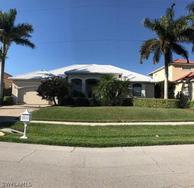 1548 Kingston CT Marco Island, FL 34145 photo 4