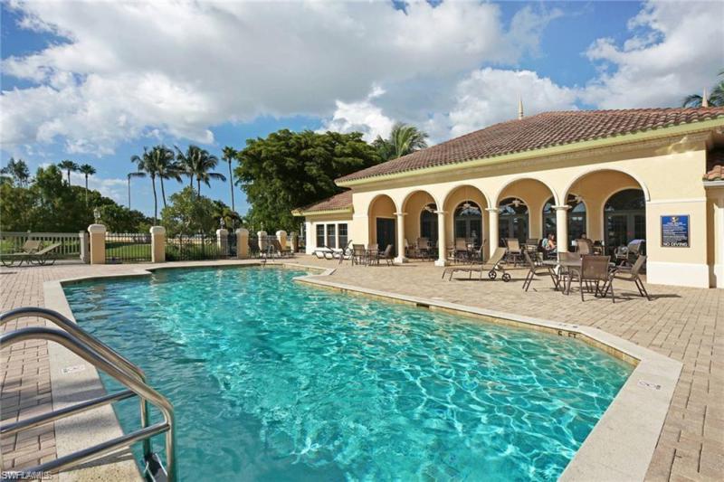 5781 Cape Harbour Drive #1102 gallery image #23