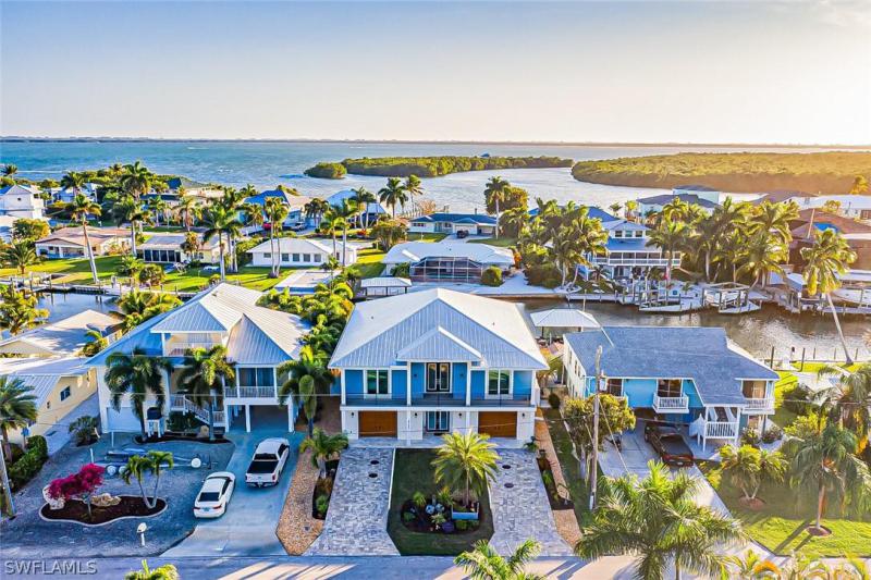 3 Bedroom Homes For Sale in St. James City, FL St. James City MLS