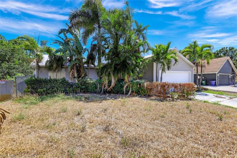 8052 N Cypress, Fort Myers, FL