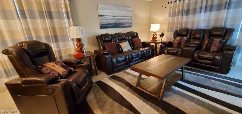 4426 Santa Barbara Boulevard #201 gallery image #9