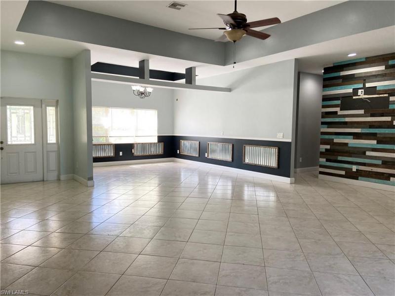 433 Hedgewood, LEHIGH ACRES, FL