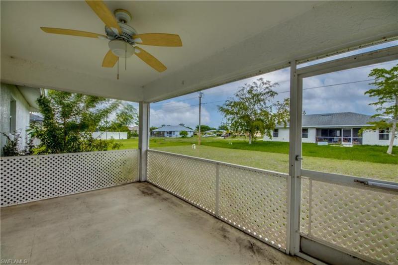 3019 SW 10th Place gallery image #29
