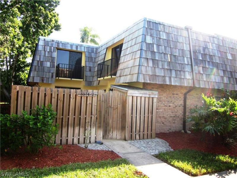 5574 Malt DR 2 Fort Myers, FL 33907 photo 1
