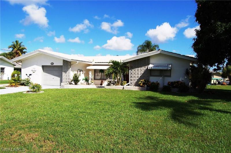 425 Pinecrest, Cape Coral, FL
