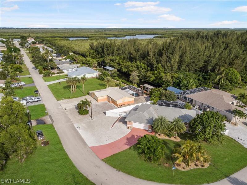 5271 Genesee, Bokeelia, FL