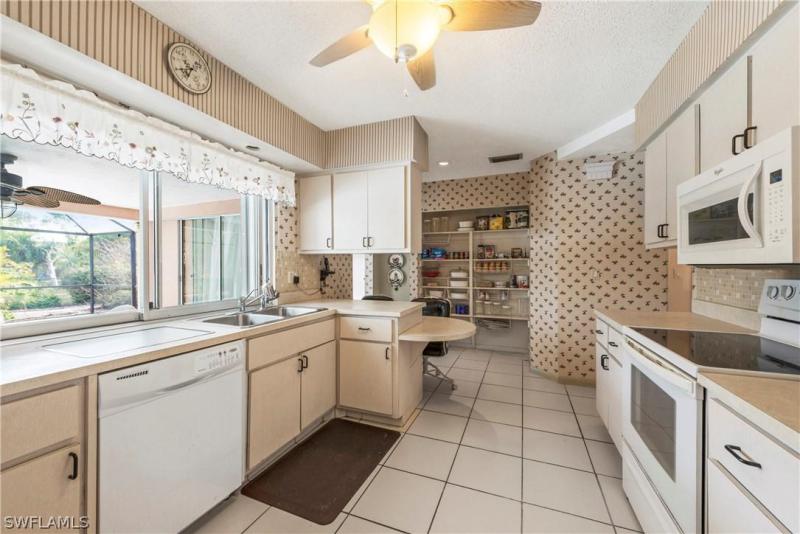 2336 Kent AVE Fort Myers, FL 33907 photo 15