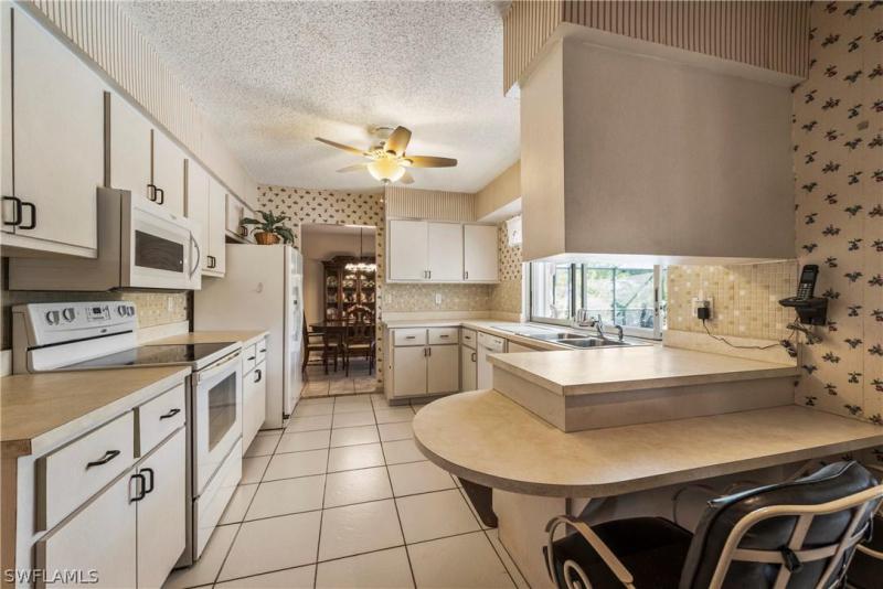 2336 Kent AVE Fort Myers, FL 33907 photo 16