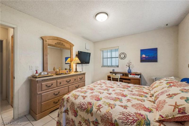 2336 Kent AVE Fort Myers, FL 33907 photo 21