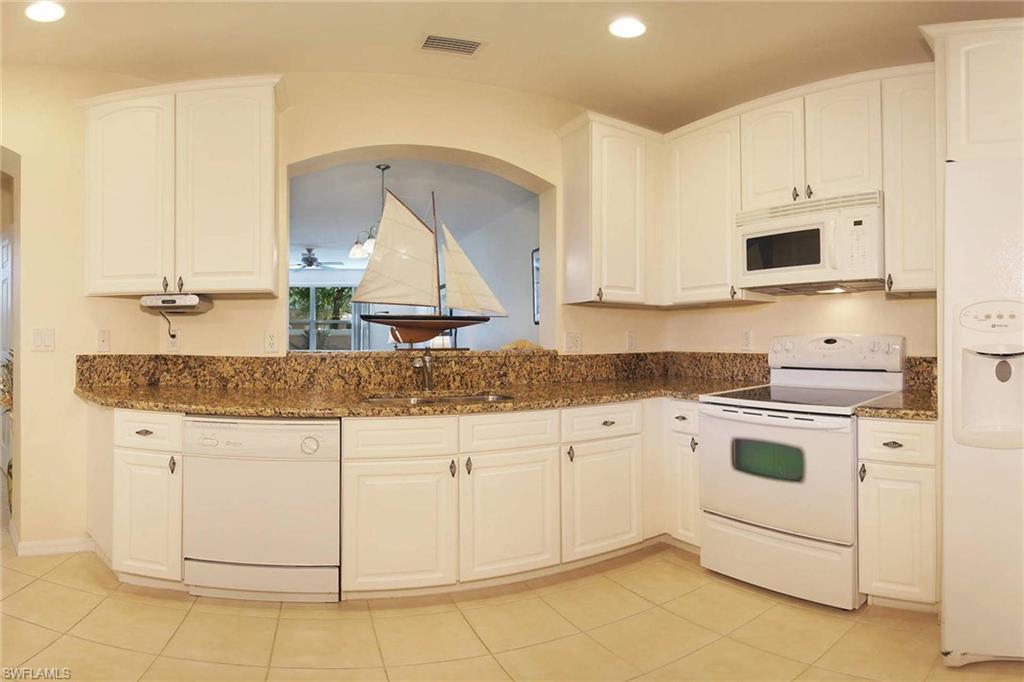 9521 Brookville CT Fort Myers, FL 33967 photo 3
