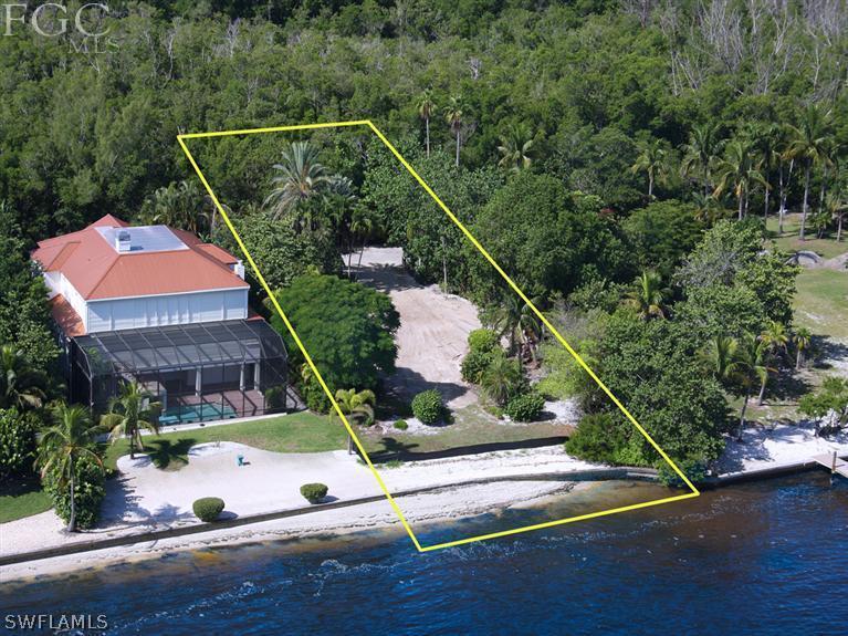 1028 Bayview, Sanibel, FL