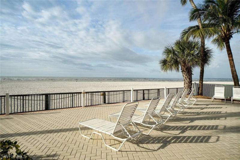 2580 Estero, Fort Myers Beach, FL