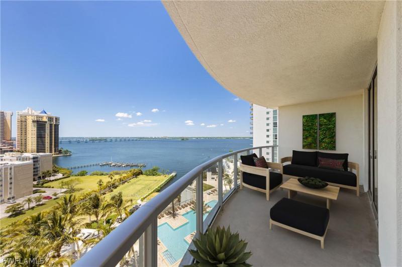 3000 OASIS GRAND, Fort Myers, FL