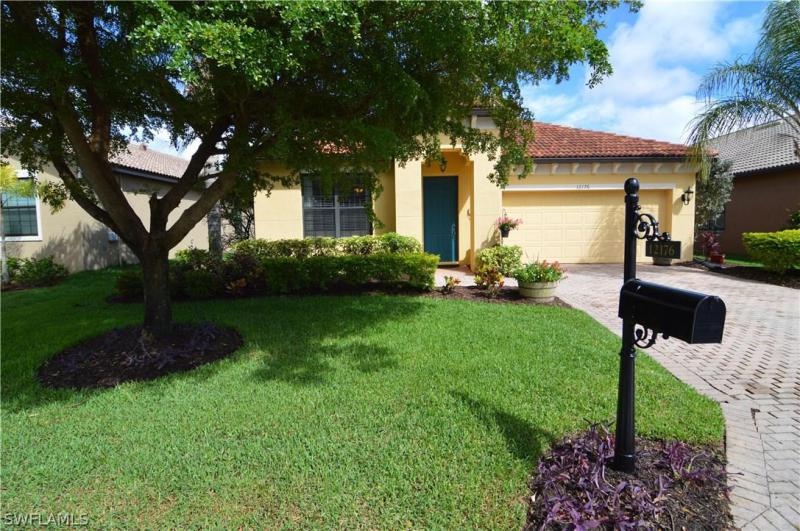 12176 SE Country Day, Fort Myers, FL
