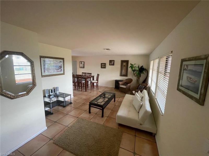 4908 SW 1st Court gallery image #11