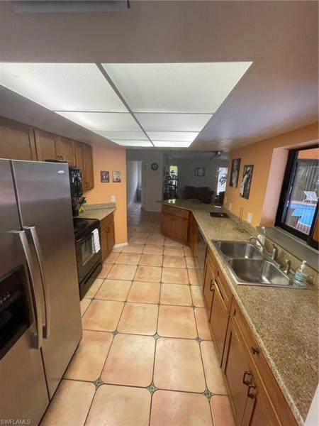 4908 SW 1st Court gallery image #13