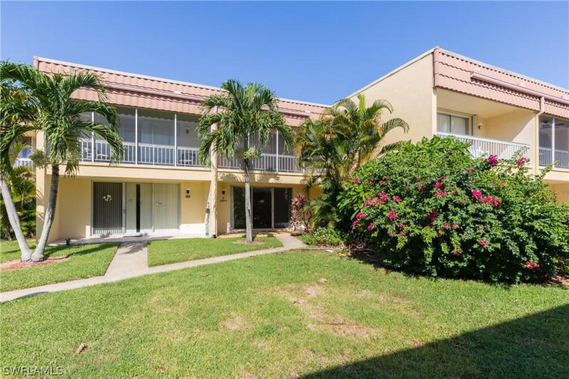 Homes for sale in the Del Prado Park Townhouses Cond subdivision Cape