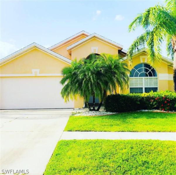 Homes for sale in the Varsity Lakes subdivision Lehigh Acres, FL Real