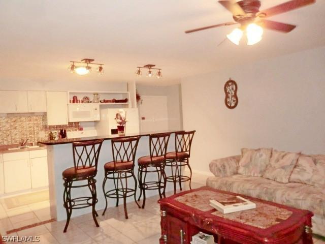 4901 Victoria Drive #102 gallery image #5