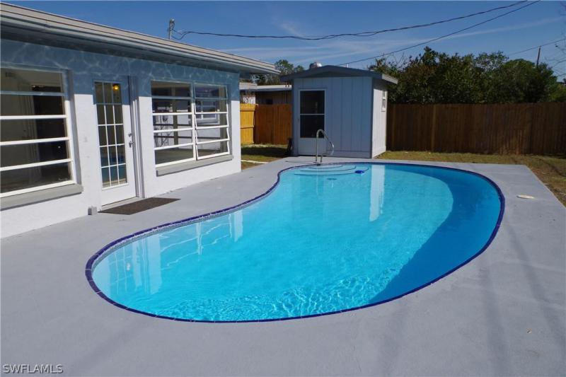 2248 Aldridge AVE Fort Myers, FL 33907 photo 1