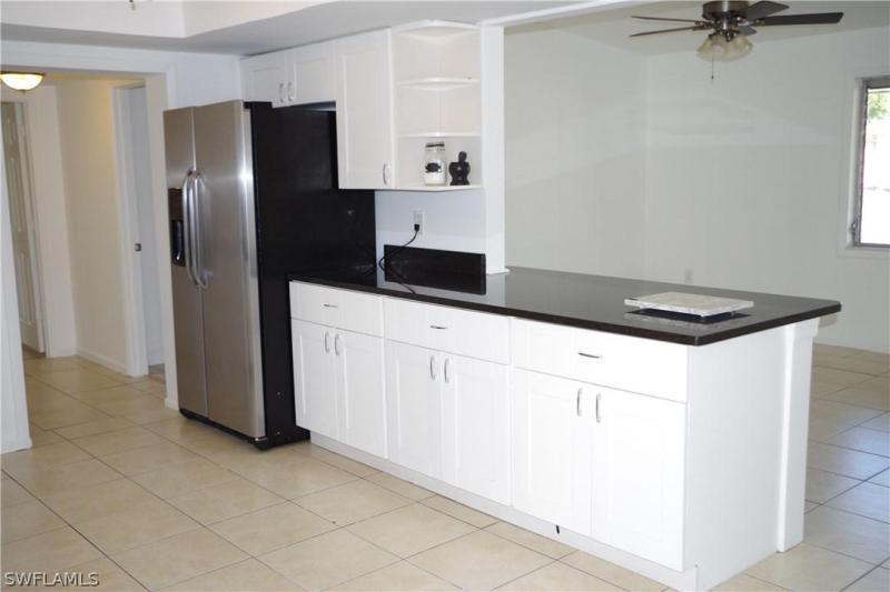 2248 Aldridge AVE Fort Myers, FL 33907 photo 18