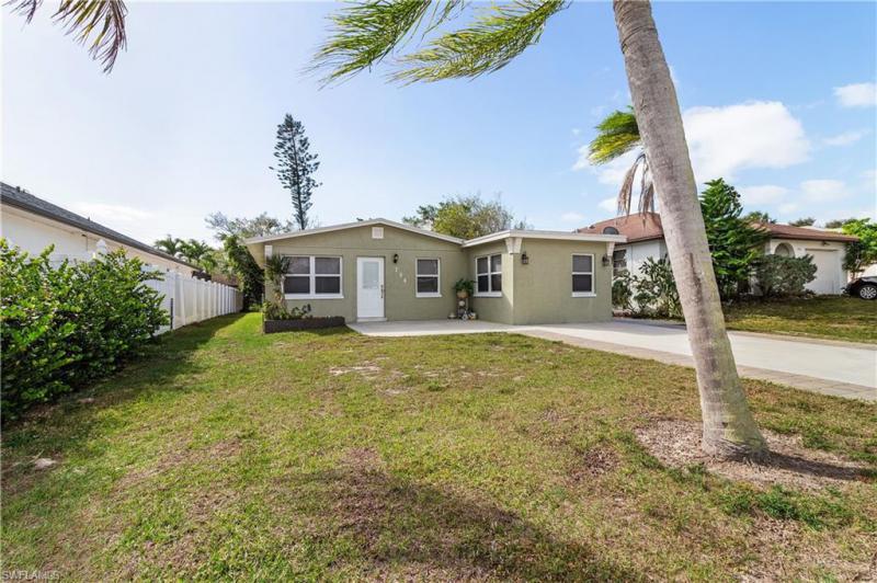 794 107th, NAPLES, FL