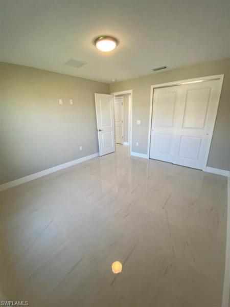 1245 NW 33rd Place gallery image #15
