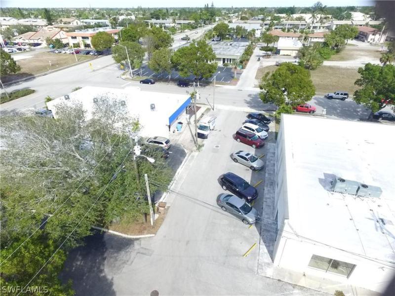 4705 Vincennes BLVD Cape Coral, FL 33904 photo 12