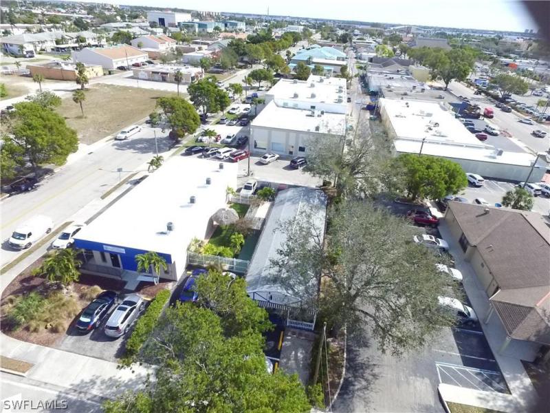 4705 Vincennes BLVD Cape Coral, FL 33904 photo 15