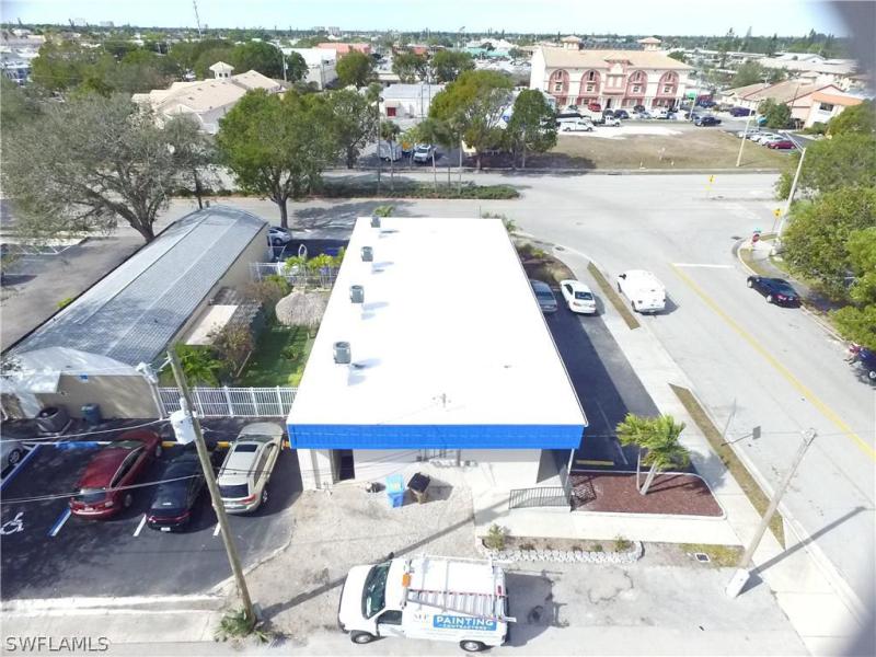 4705 Vincennes BLVD Cape Coral, FL 33904 photo 5