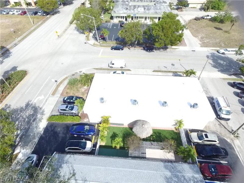 4705 Vincennes BLVD Cape Coral, FL 33904 photo 8