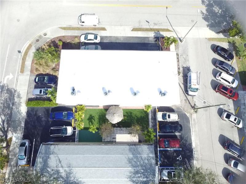 4705 Vincennes BLVD Cape Coral, FL 33904 photo 9