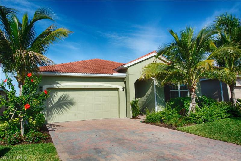 3252 Royal Gardens, Fort Myers, FL