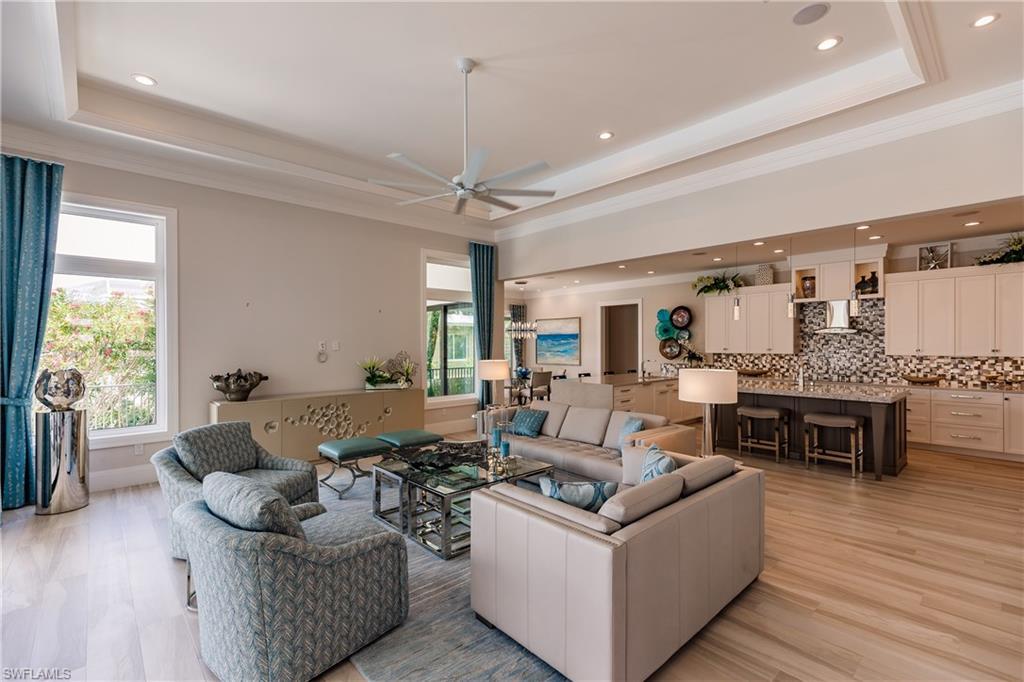 1800 Menorca CT Marco Island, FL 34145 photo 4