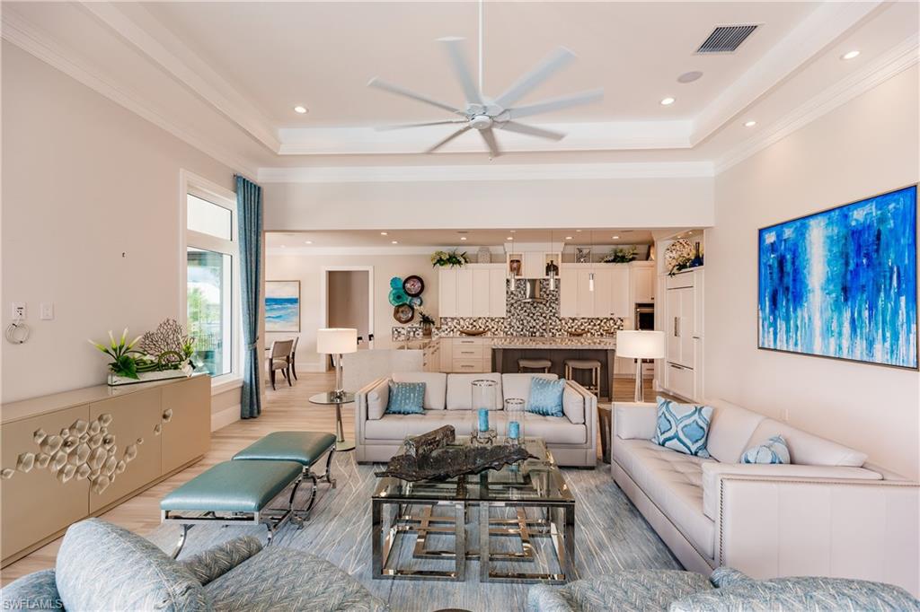 1800 Menorca CT Marco Island, FL 34145 photo 5