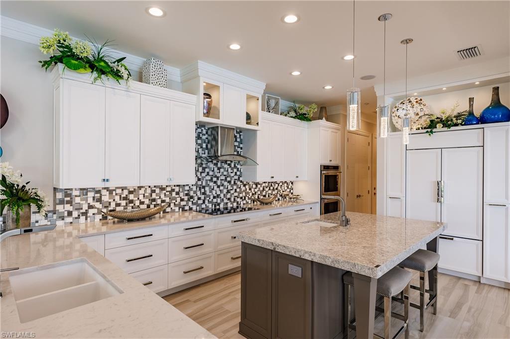 1800 Menorca CT Marco Island, FL 34145 photo 8