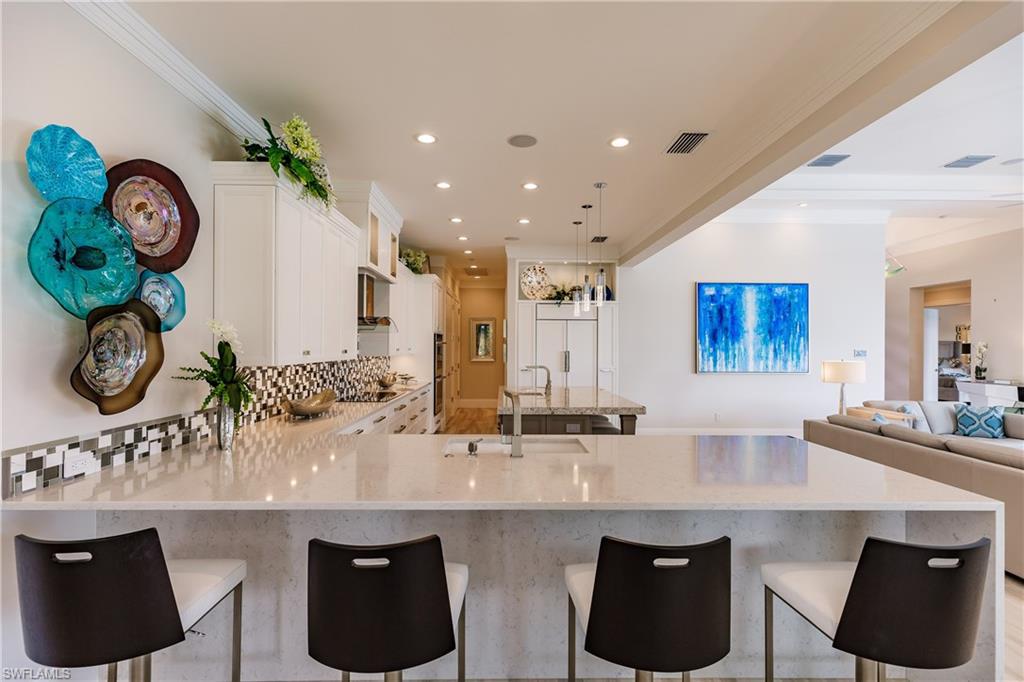 1800 Menorca CT Marco Island, FL 34145 photo 9