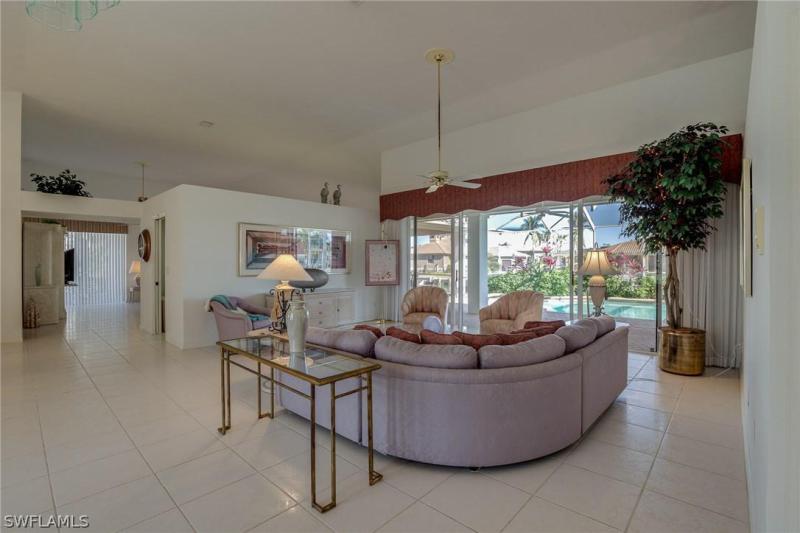 1540 Caxambas CT Marco Island, FL 34145 photo 4