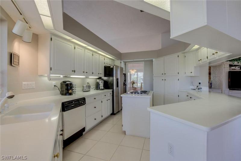 1540 Caxambas CT Marco Island, FL 34145 photo 9