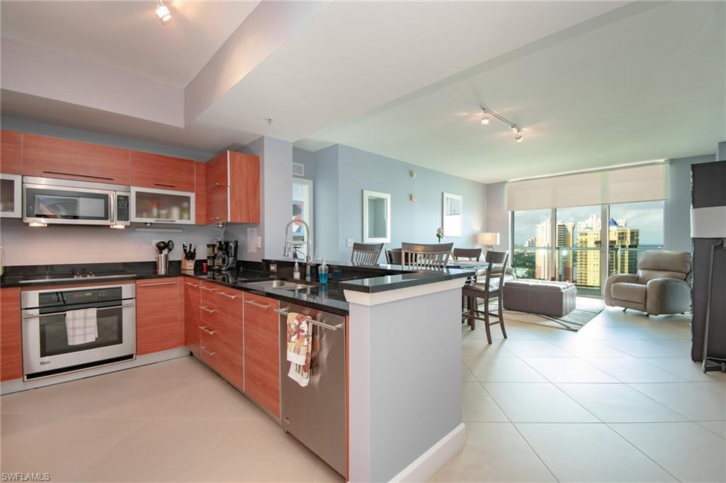 3000 Oasis Grand, Fort Myers, FL