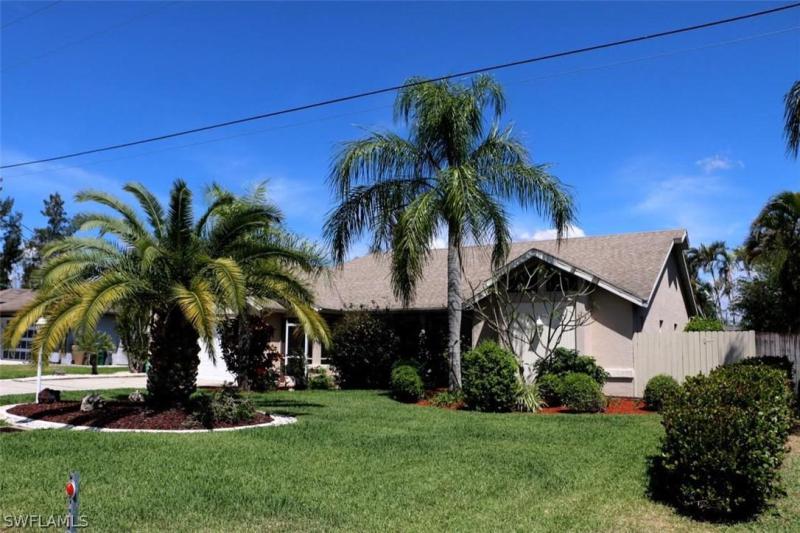 1915 NE 2nd, Cape Coral, FL