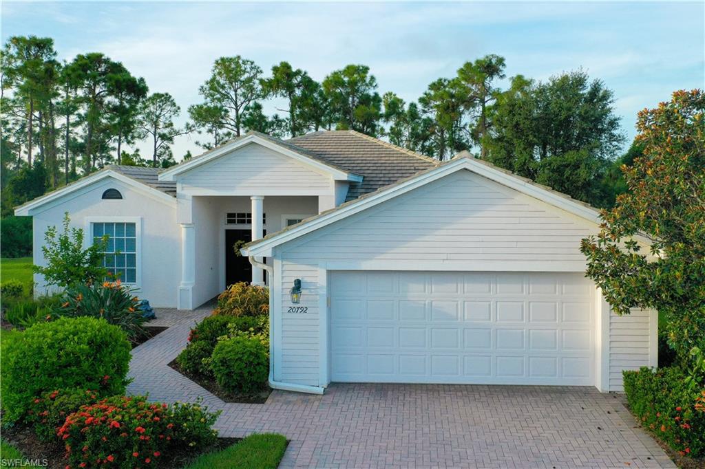 20792 Castle Pines, North Fort Myers, FL