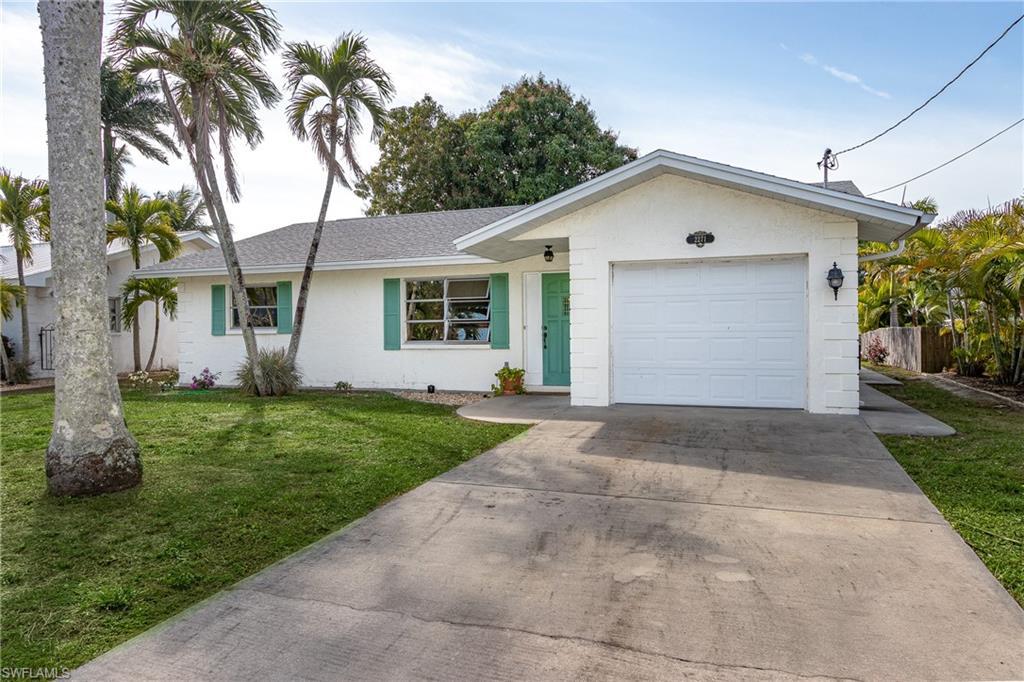2271 Date, St. James City, FL