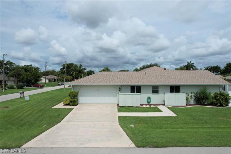 205 SW 43rd Lane gallery image #2