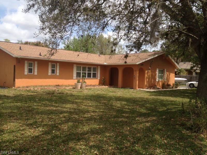 229 Madison, Naples, FL