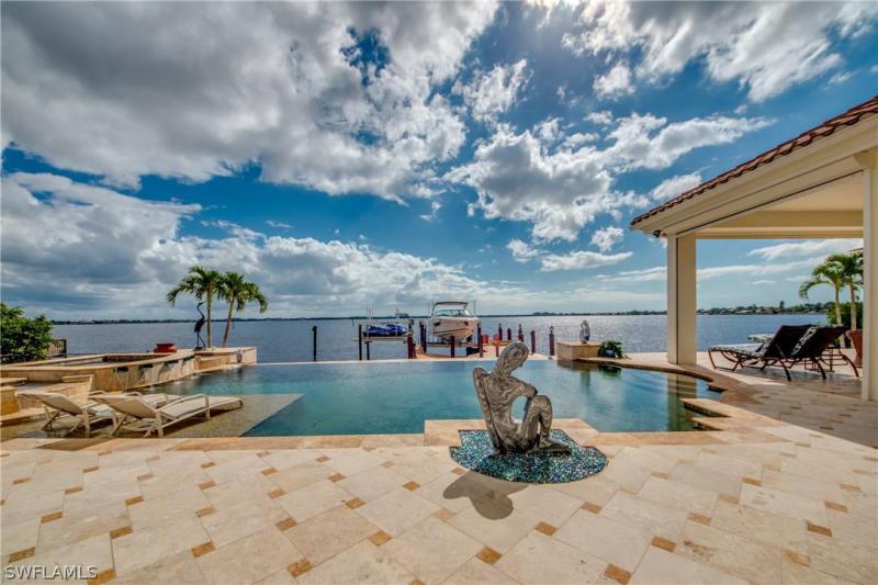 1662 Edith Esplanade, Cape Coral, FL
